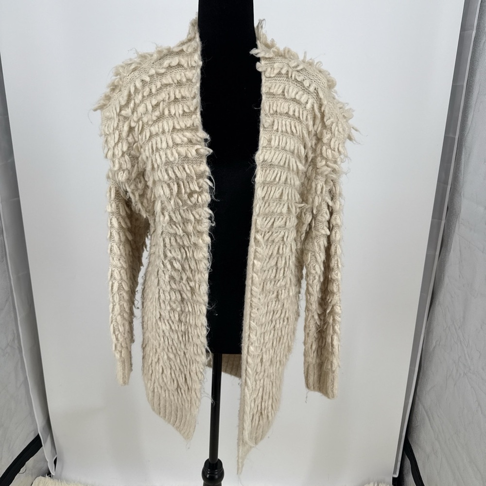Express Cozy Cream shaggy Women's Sweater size small